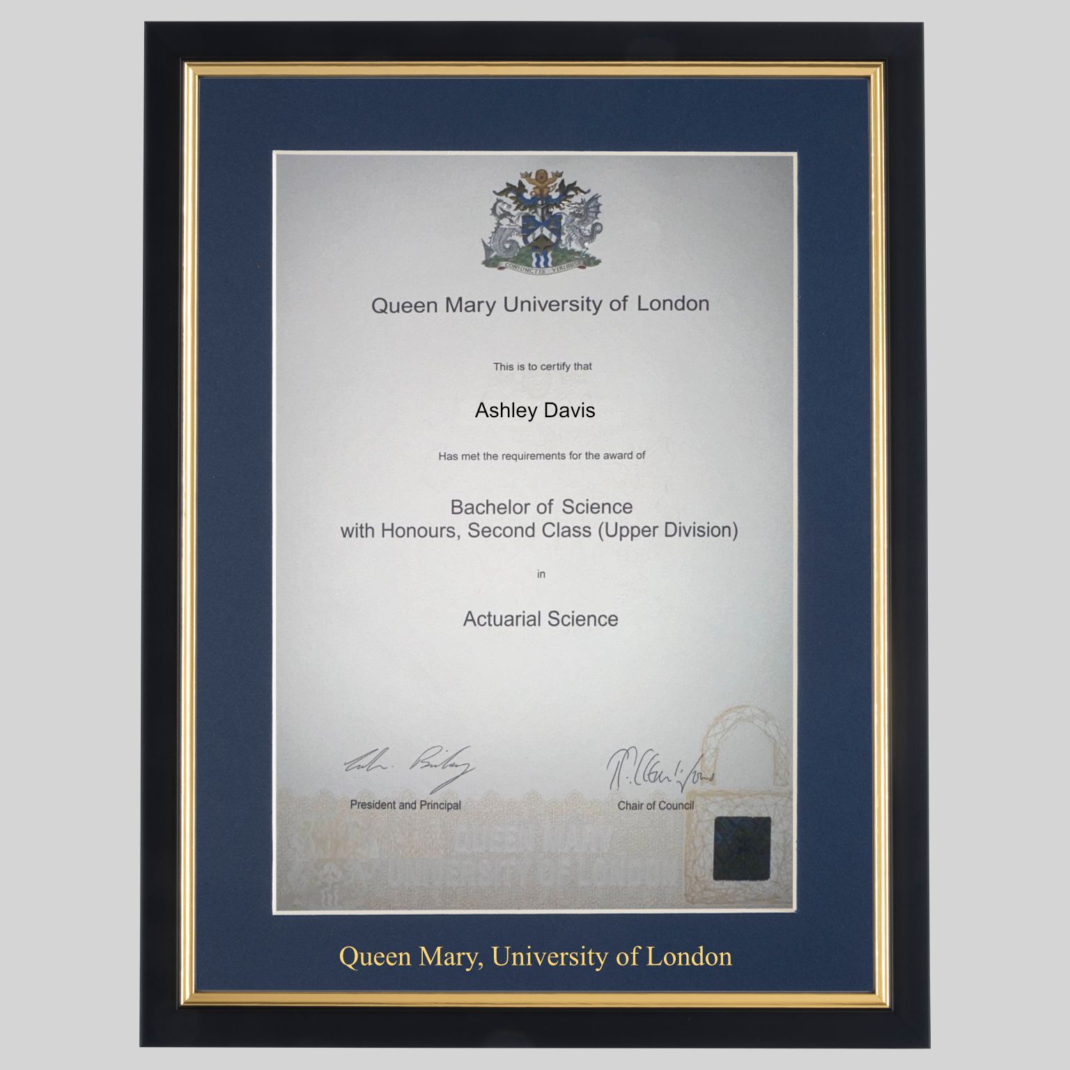 qumarylon-real-bg-1536x1536