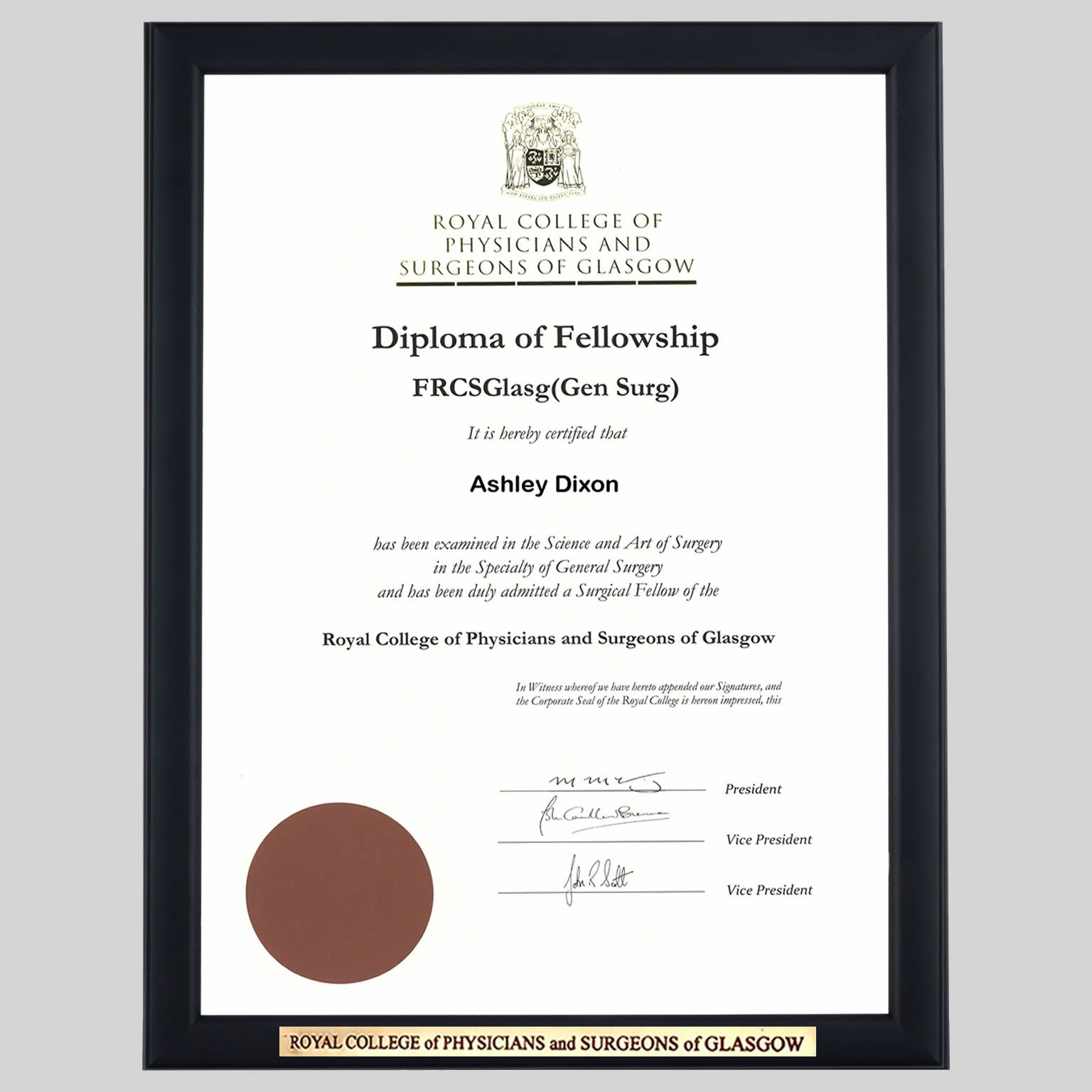 rcserggl-con-real-1536x1536